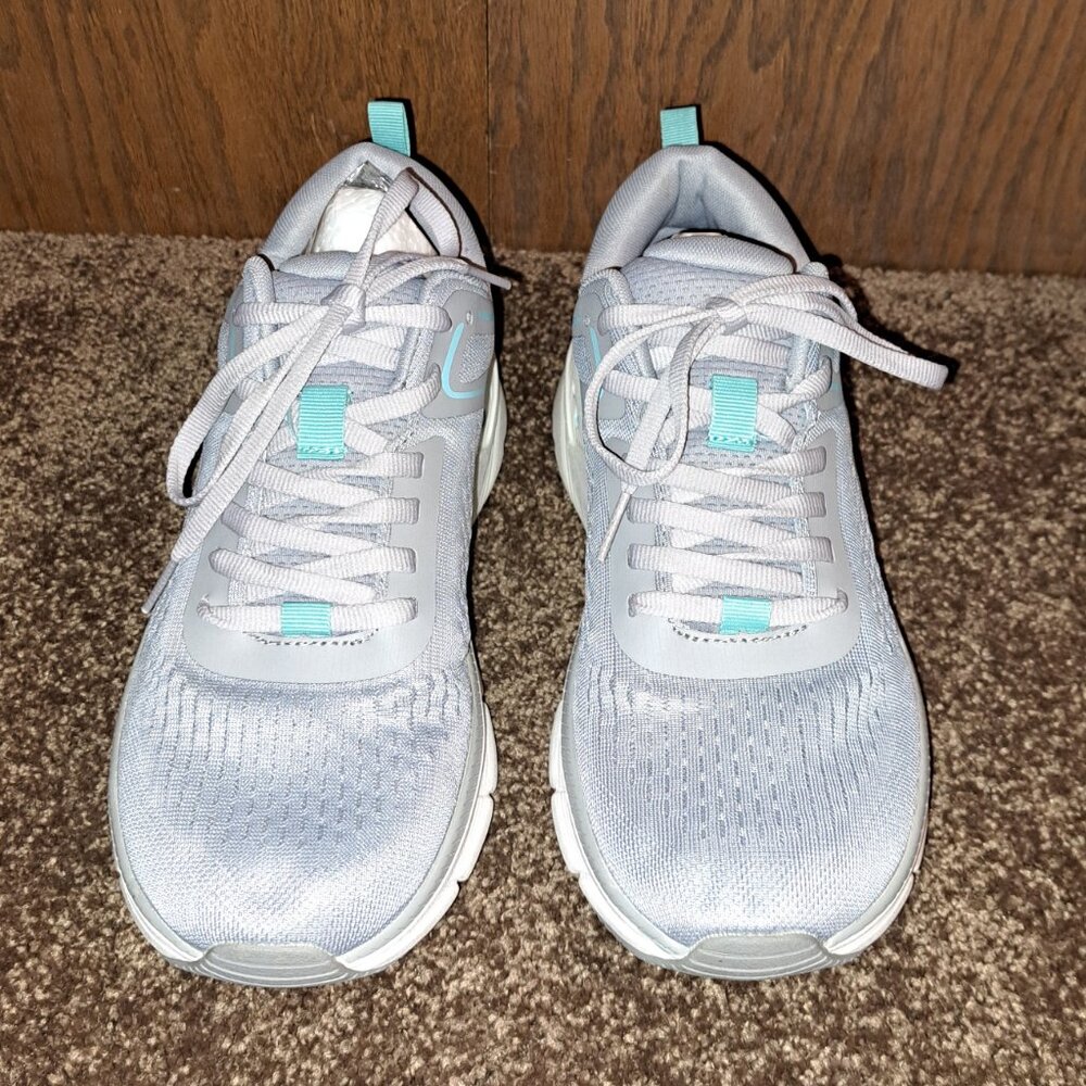 Easy Spirit Women's Maxine2 EMOVE Sneaker - Picture 7 of 9